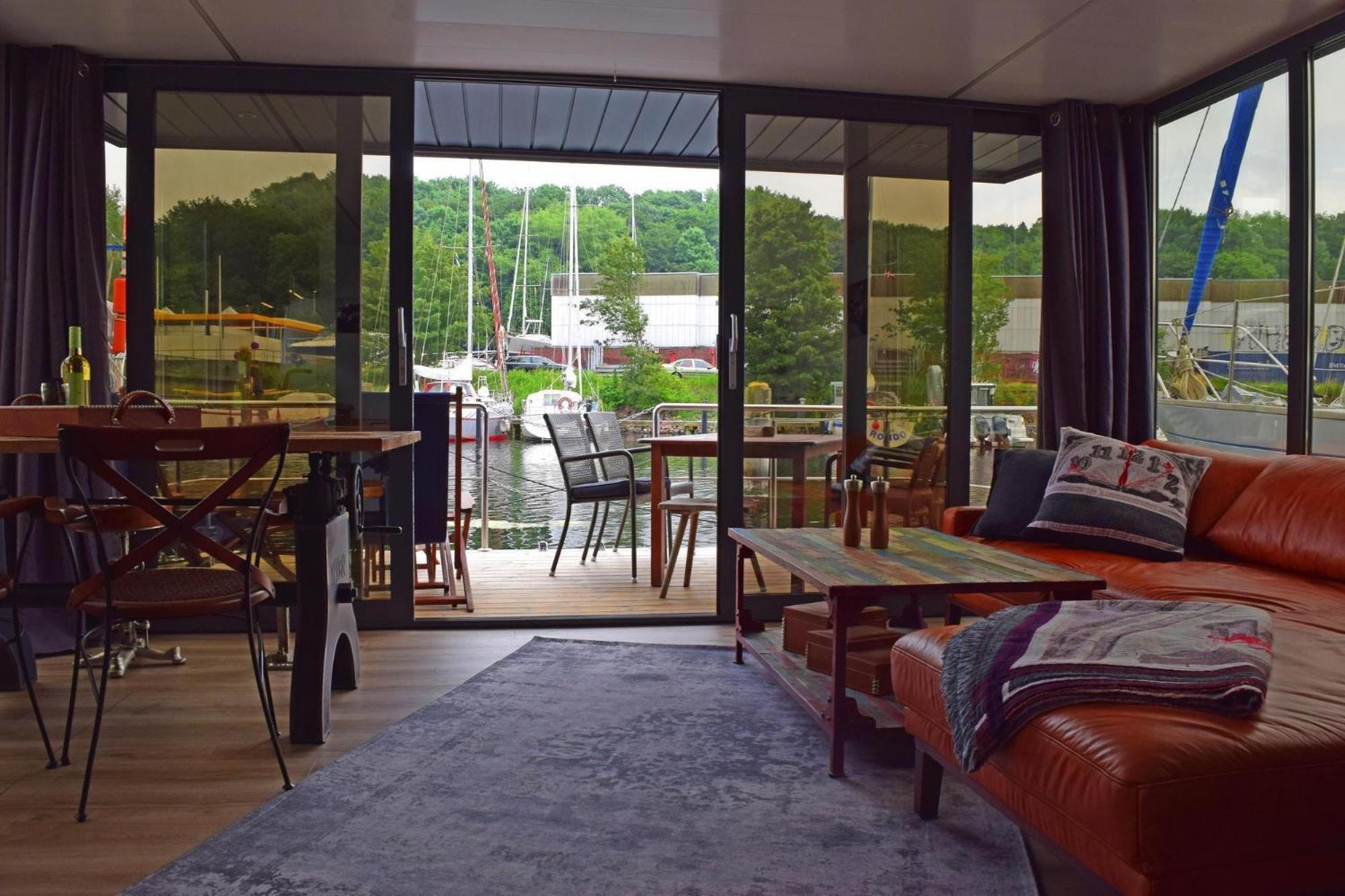 Отель Houseboat Leni Фленсбург Экстерьер фото
